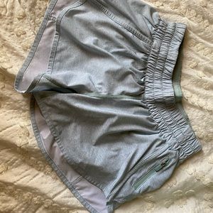 Lululemon 4” Tracker Short